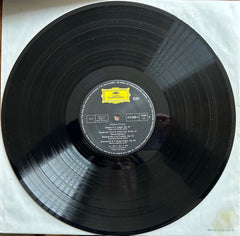 Frédéric Chopin Raindrop Prelude: Chopin's Greatest Piano Works Near Mint (NM or M-) Near Mint (NM or M-)