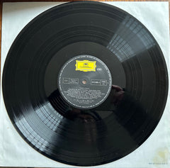 Frédéric Chopin Raindrop Prelude: Chopin's Greatest Piano Works Near Mint (NM or M-) Near Mint (NM or M-)
