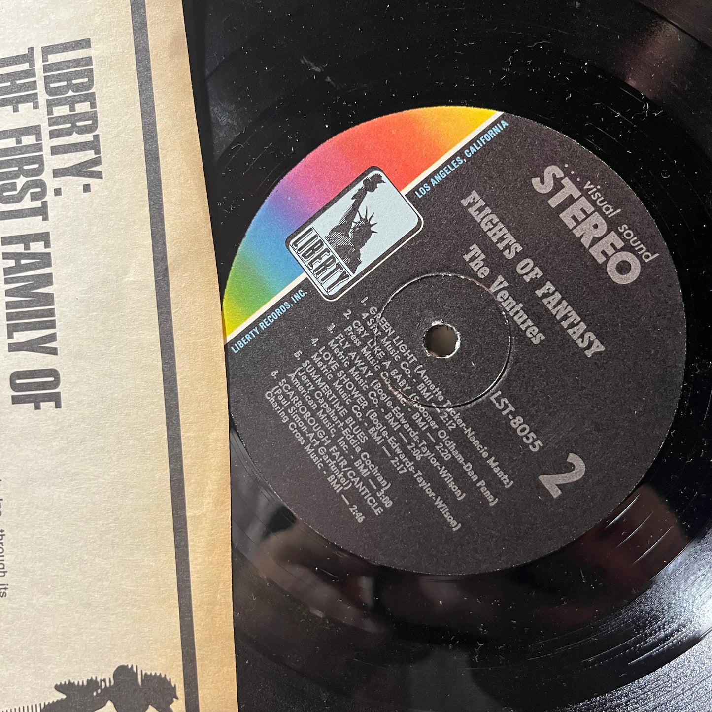 The Ventures - Flights Of Fantasy (VINYL LP) | USED Excellent+ (EX+) Near Mint (NM or M-) - ROCK / USED *EXCELLENT+*