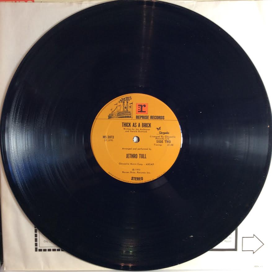 Thick As A Brick (VINYL) | Excellent+ (EX+) Excellent+ (EX+) - ROCK / USED *EXCELLENT+*