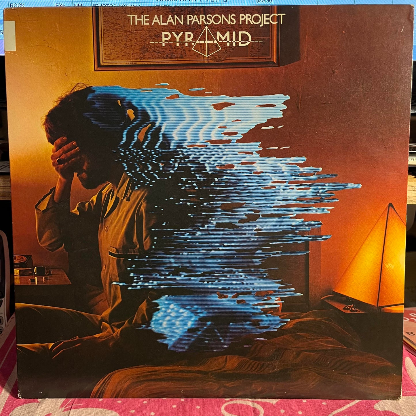 Pyramid | Excellent+ (EX+) Near Mint (NM)