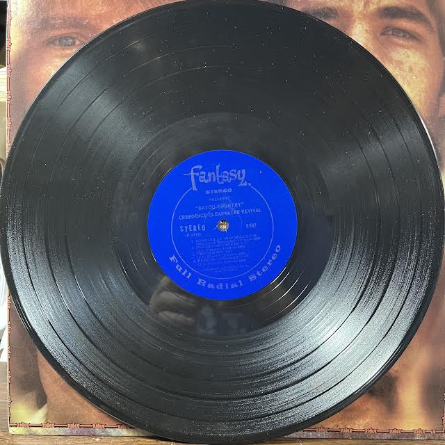 Bayou Country (VINYL) | Near Mint- (NM-) Excellent (EX) - ROCK / USED *NEAR MINT-*