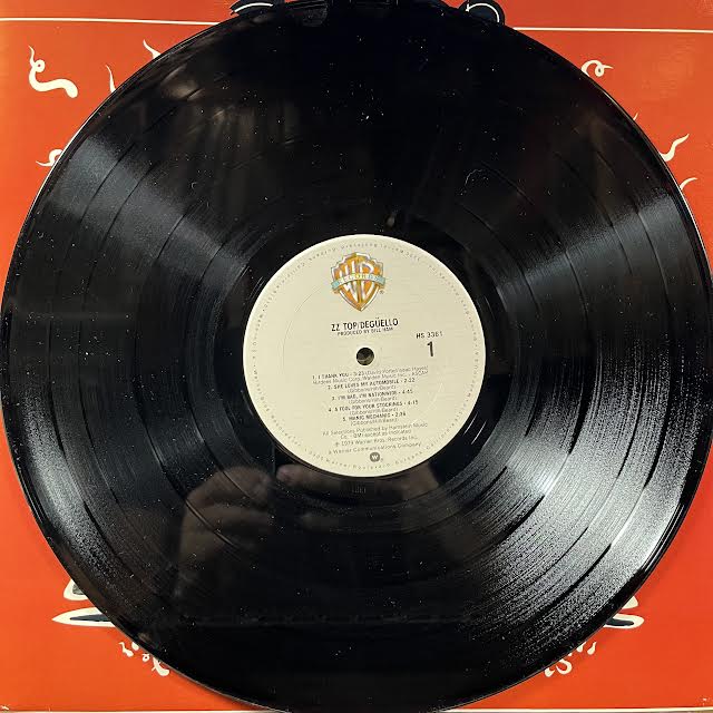 Degüello (VINYL) | Near Mint (NM or M-) Near Mint- (NM-) - ROCK / USED *NEAR MINT*