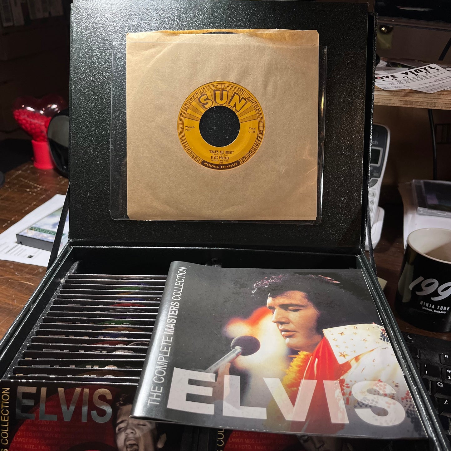 The Complete Masters Collection (36xCD 7" VINYL BOX SET) | Near Mint (NM or M-) Near Mint (NM or M-) - ROCK / USED *NEAR MINT*
