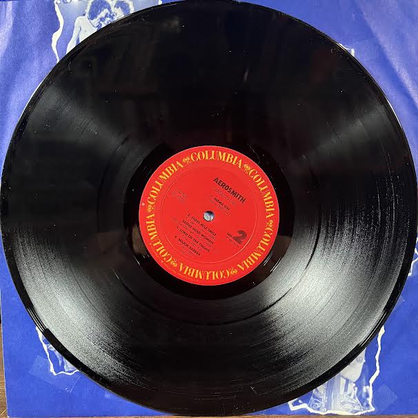 Classics Live (VINYL) | Near Mint (NM or M-) Near Mint (NM or M-) - ROCK / USED *NEAR MINT*