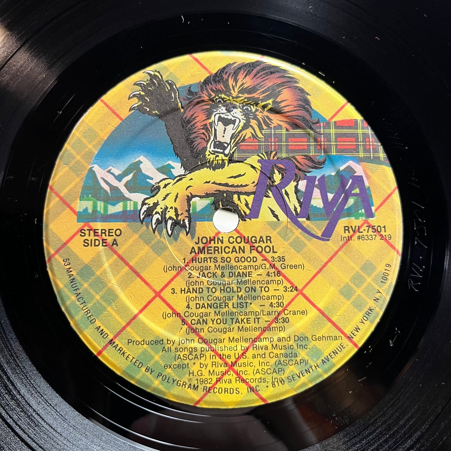American Fool (VINYL) | Near Mint (NM) Excellent+ (EX+) - ROCK / USED *NEAR MINT*