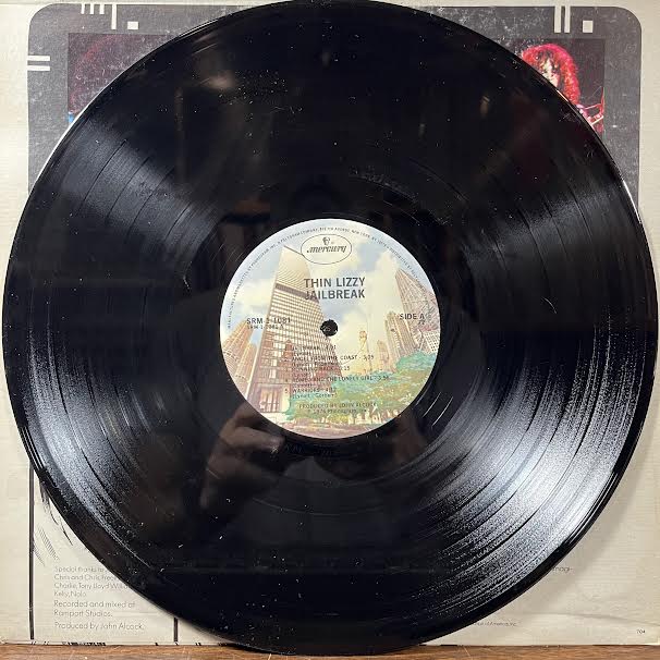 Jailbreak (VINYL) | Near Mint (NM or M-) Very Good (VG) - ROCK / USED *NEAR MINT*