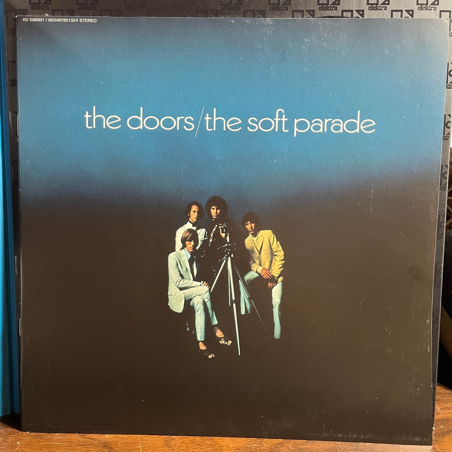 The Soft Parade (VINYL & 3xCD) | Near Mint (NM) Near Mint (NM) - ROCK / USED *NEAR MINT*