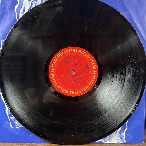 Classics Live (VINYL) | Near Mint (NM or M-) Near Mint (NM or M-) - ROCK / USED *NEAR MINT*