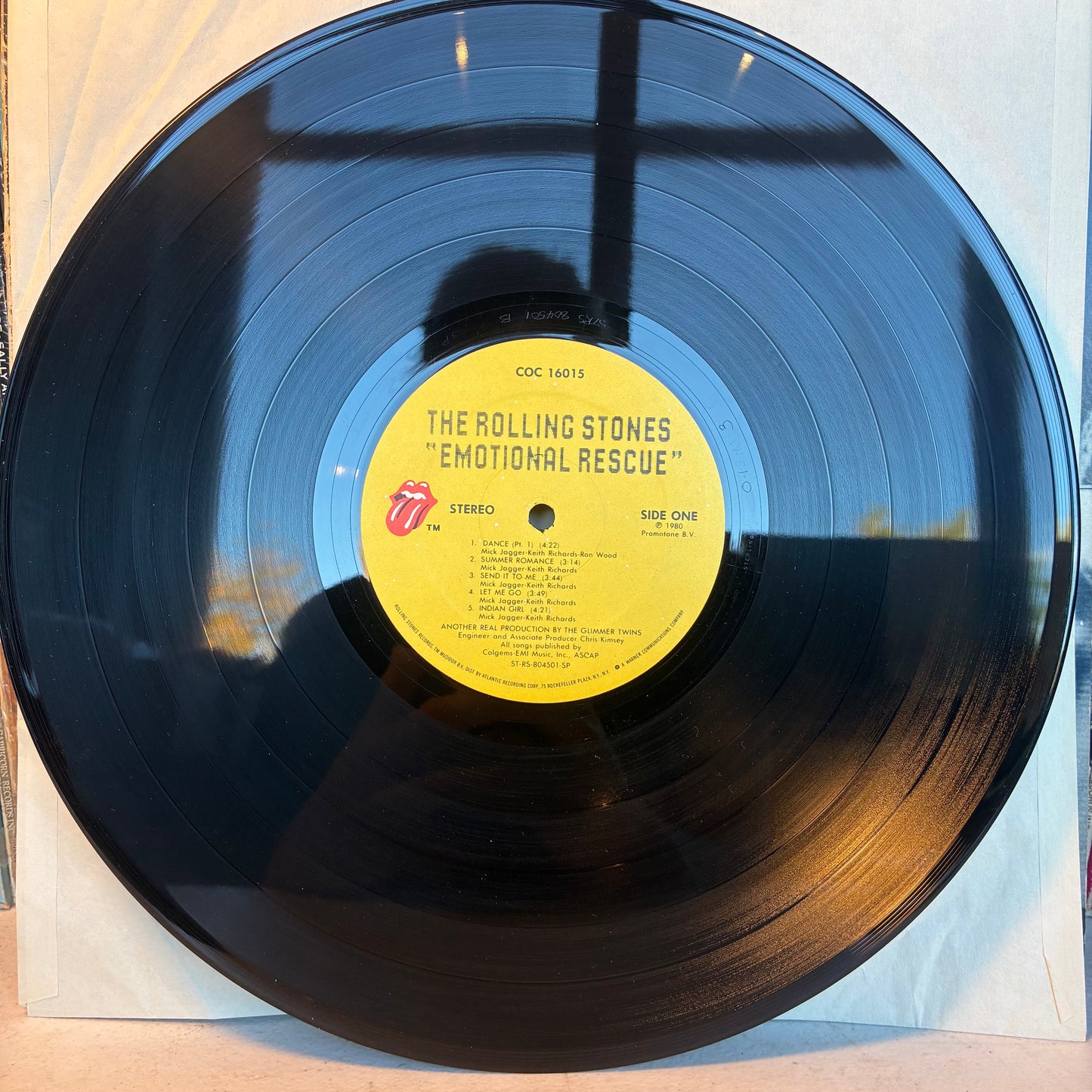 Emotional Rescue (VINYL W/ POSTER) | Very Good Plus (VG+) Very Good Plus (VG+) - ROCK / USED *VERY GOOD+*