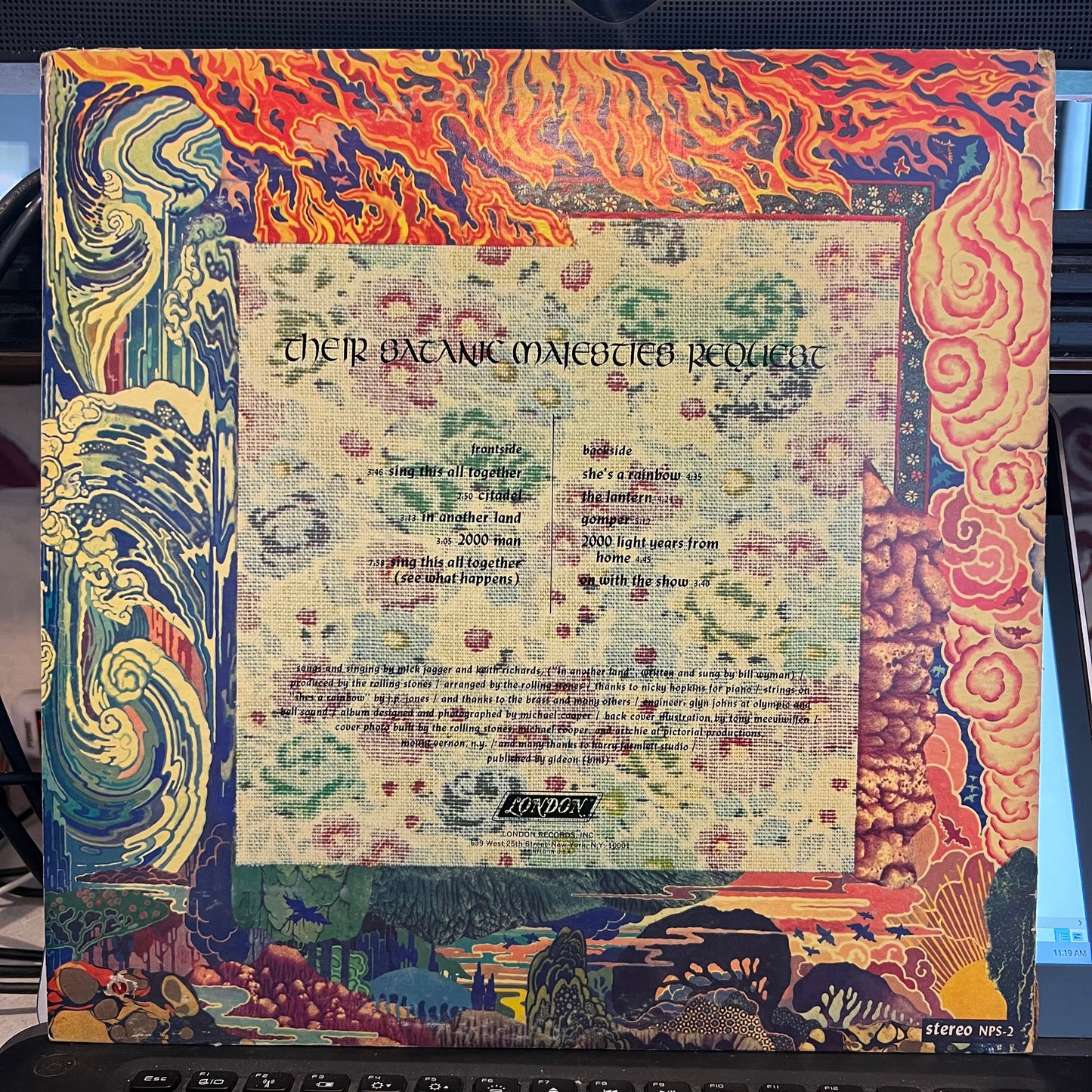 Their Satanic Majesties Request | Very Good Plus (VG+) Excellent (EX)