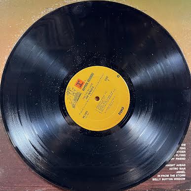 The Cry Of Love (VINYL) | Very Good Plus Plus (VG++) Very Good Plus Plus (VG++) - ROCK / USED *VERY GOOD++*