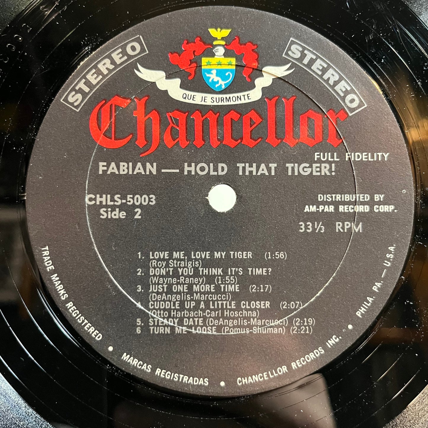 Hold That Tiger (VINYL) | Very Good (VG) Near Mint (NM) - ROCK / USED *VERY GOOD*
