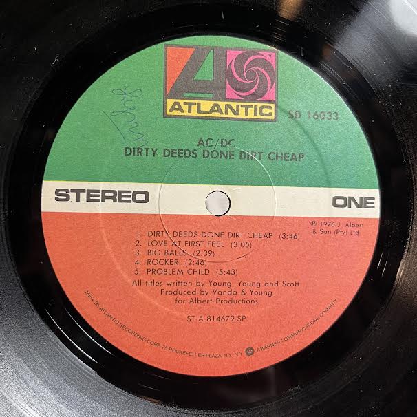 Dirty Deeds Done Dirt Cheap (VINYL) | Very Good (VG) Excellent+ (EX+) - ROCK / USED *VERY GOOD*