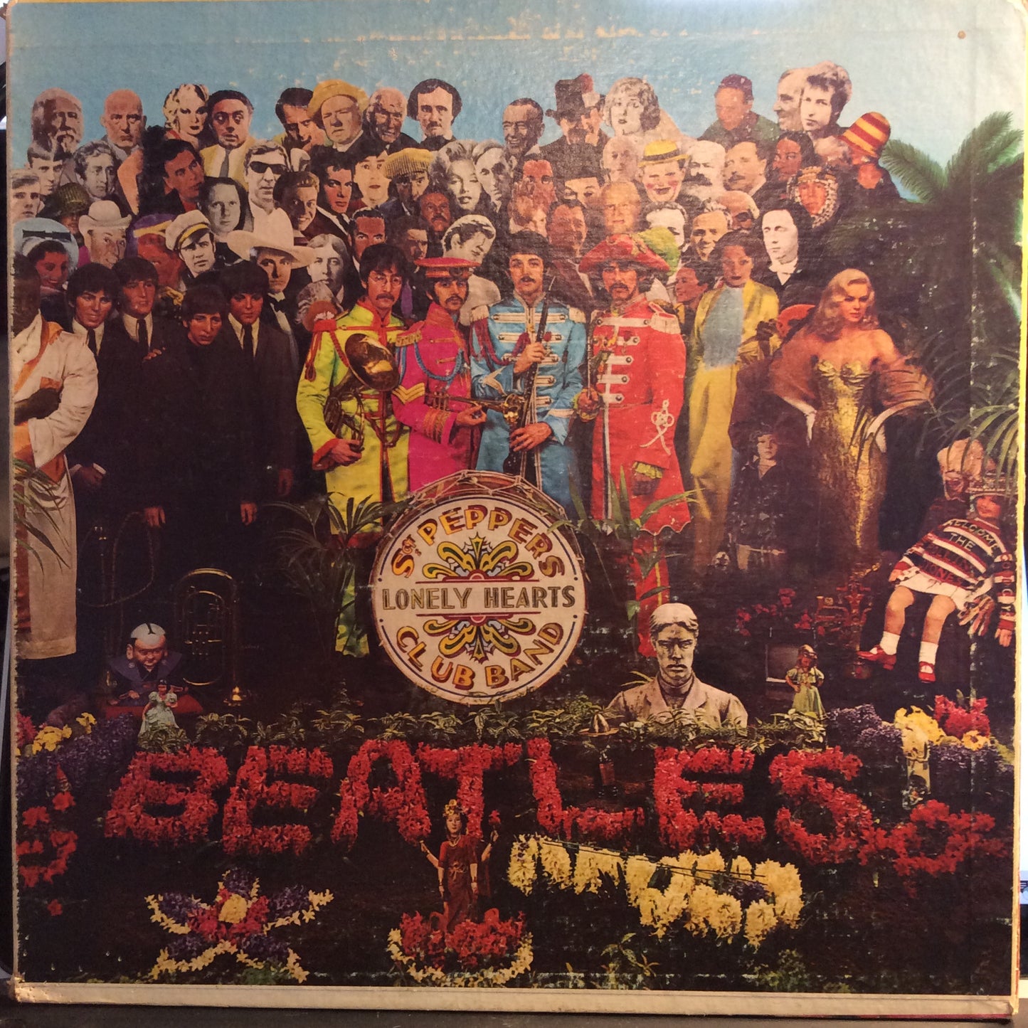 Sgt. Pepper's Lonely Hearts Club Band (VINYL) | Very Good (VG) Very Good Plus (VG+) - ROCK / USED *VERY GOOD*