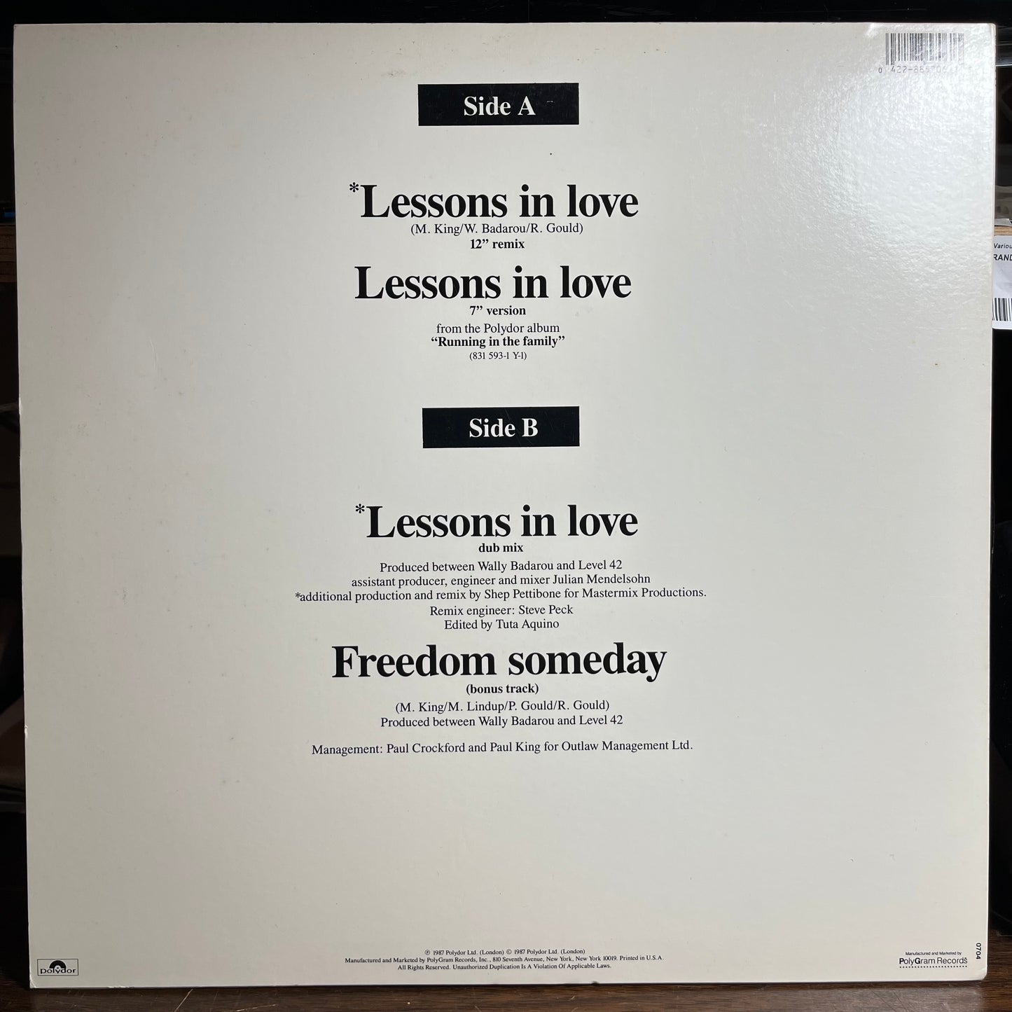 Lessons In Love | Near Mint (NM or M-) Near Mint (NM or M-) - SYNTH-POP / USED *NEAR MINT*