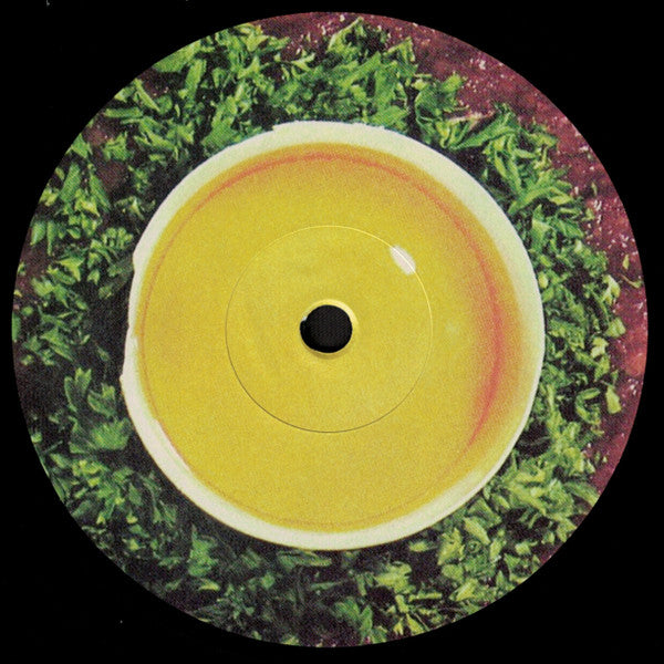 Grapefruit Regret | Mint (M) Mint (M)