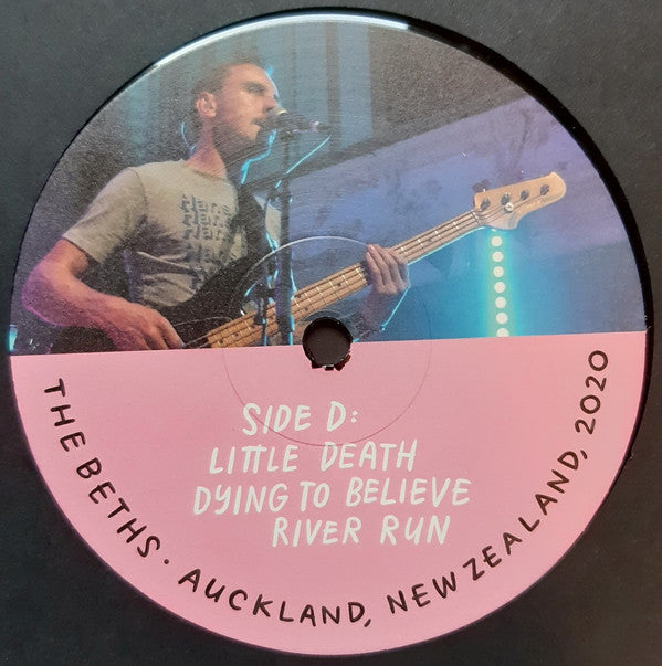 Auckland, New Zealand, 2020 | Mint (M) Mint (M) - ALT/INDIE