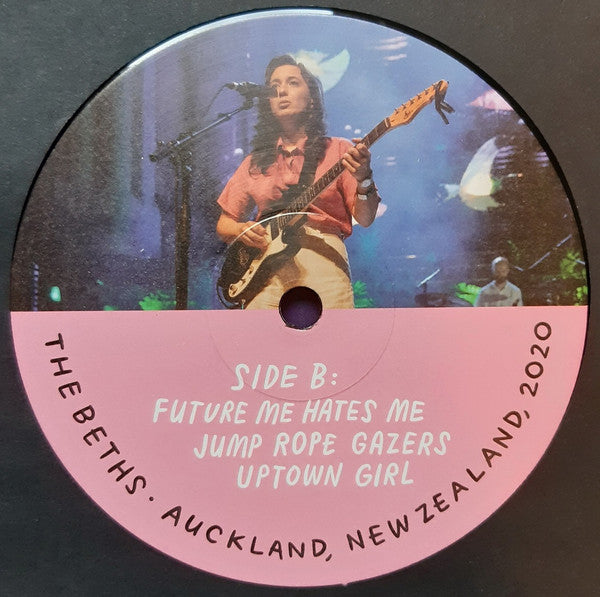 Auckland, New Zealand, 2020 | Mint (M) Mint (M) - ALT/INDIE