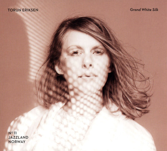 Grand White Silk |