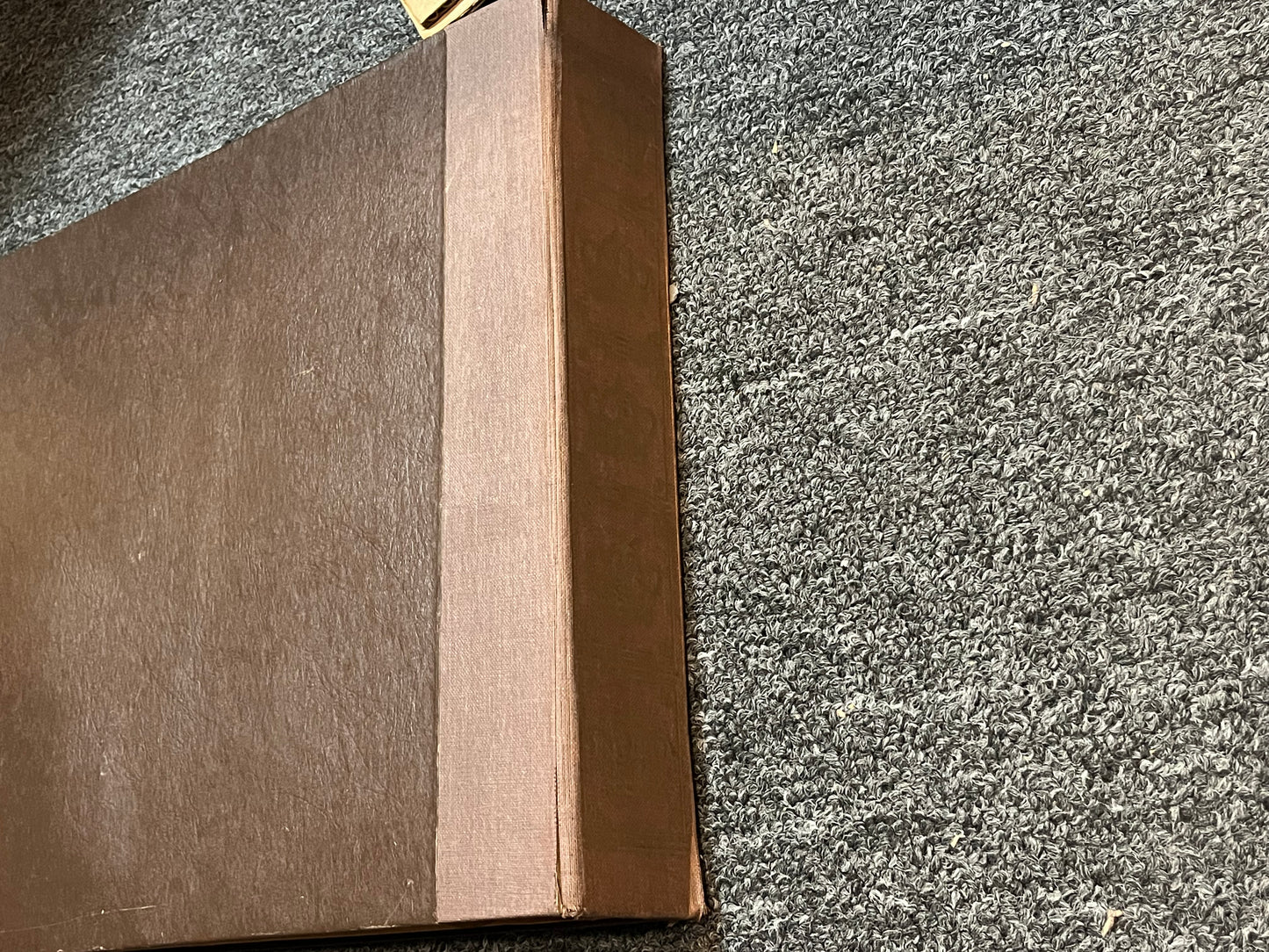 12 Page 12" 78RPM Record Book | Excellent+ (EX+) - USED *EXCELLENT+*