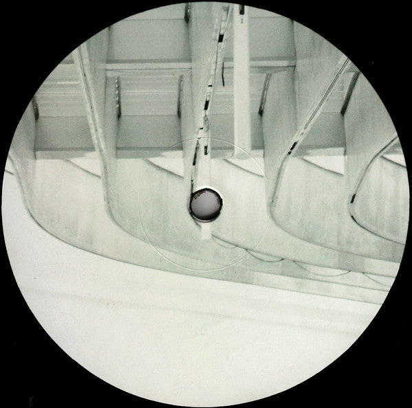 Live At Maxxi | Mint (M) Mint (M)