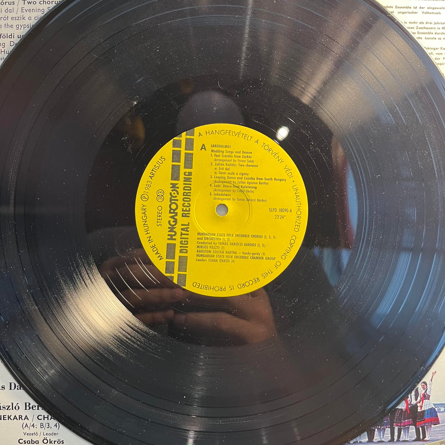 Magyar Állami Népi Együttes Ének- És Zenekara - Wedding Songs And Dances = Lakodalmas *HUNGARY* | Near Mint (NM) Excellent (EX) - WORLD / USED *NEAR MINT*