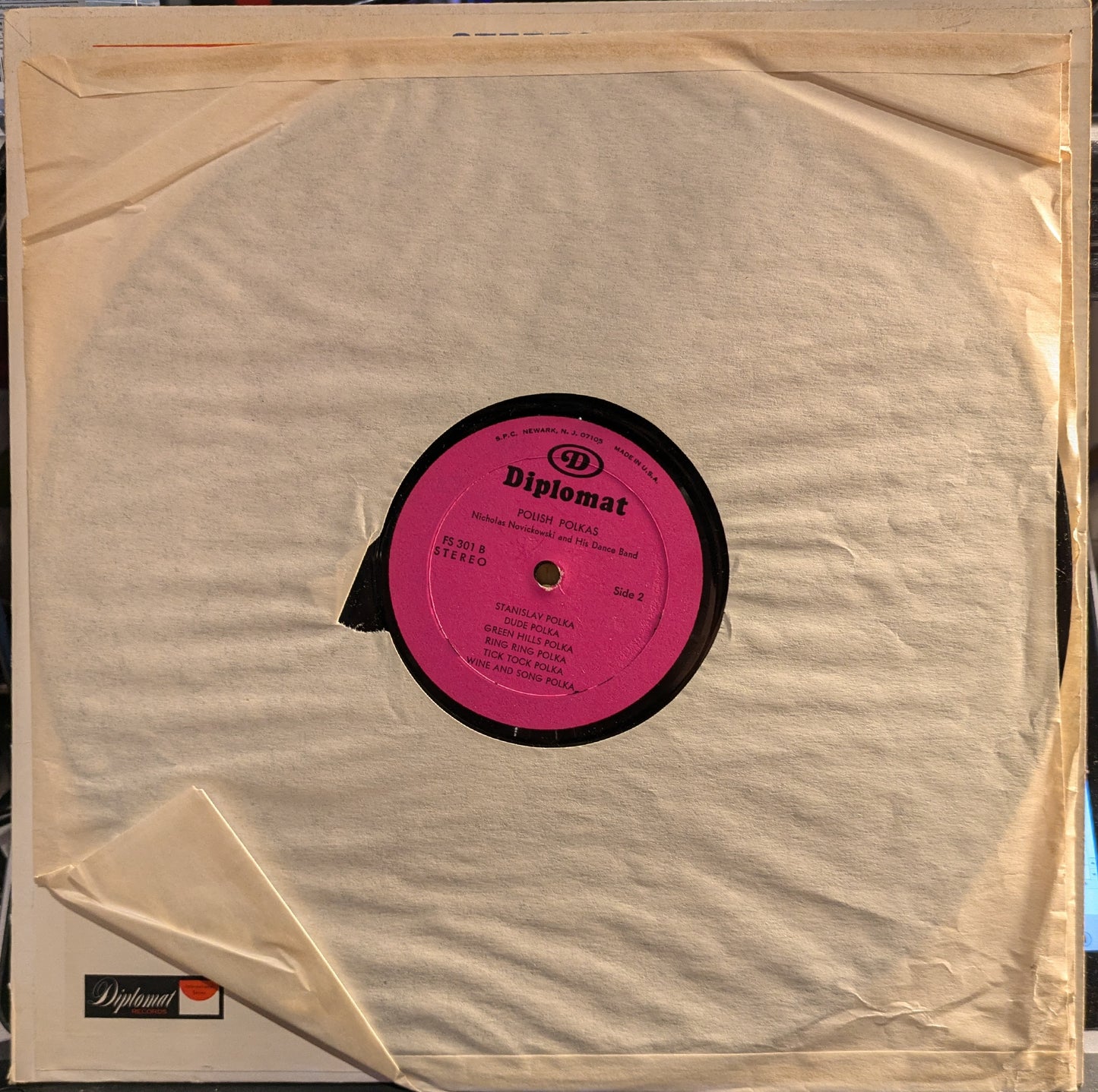 Most Famous Polish Polkas By Nicholas Novickowski And His Dance Band | Very Good Plus (VG+) Very Good Plus (VG+)