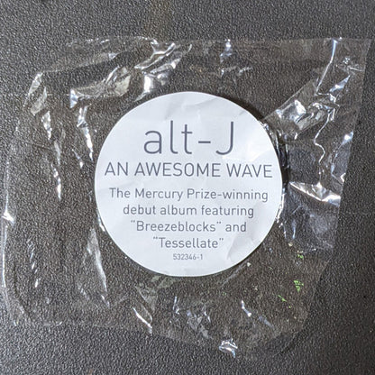 An Awesome Wave | Mint (M) Mint (M) - ALT/INDIE *NEW*