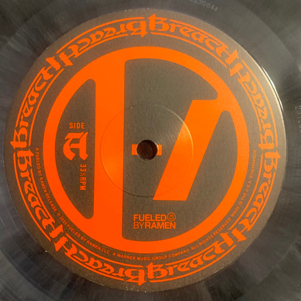Breach (HOT TOPIC COLOR VINYL) | Mint (M) Mint (M) - ALT/INDIE *SEALED/COLOR*