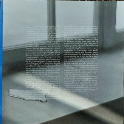 On Giacometti | Mint (M) Mint (M)