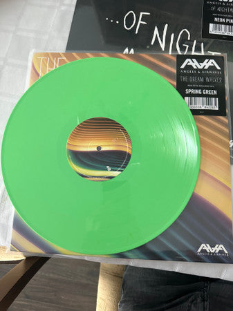 The Dream Walker | Mint (M) Mint (M)