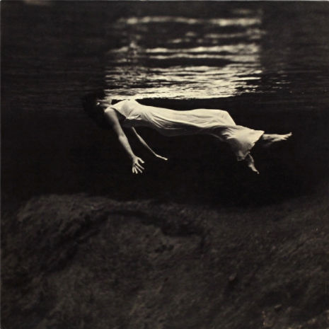 Undercurrent |