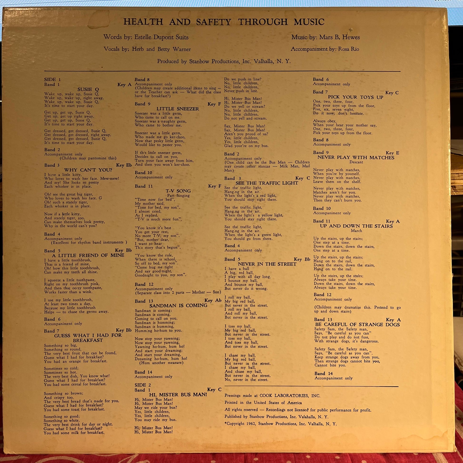 Herb & Betty Warner - Health & Safety Through Music | Near Mint (NM) Excellent (EX) - CHILDRENS / USED *EXCELLENT+*
