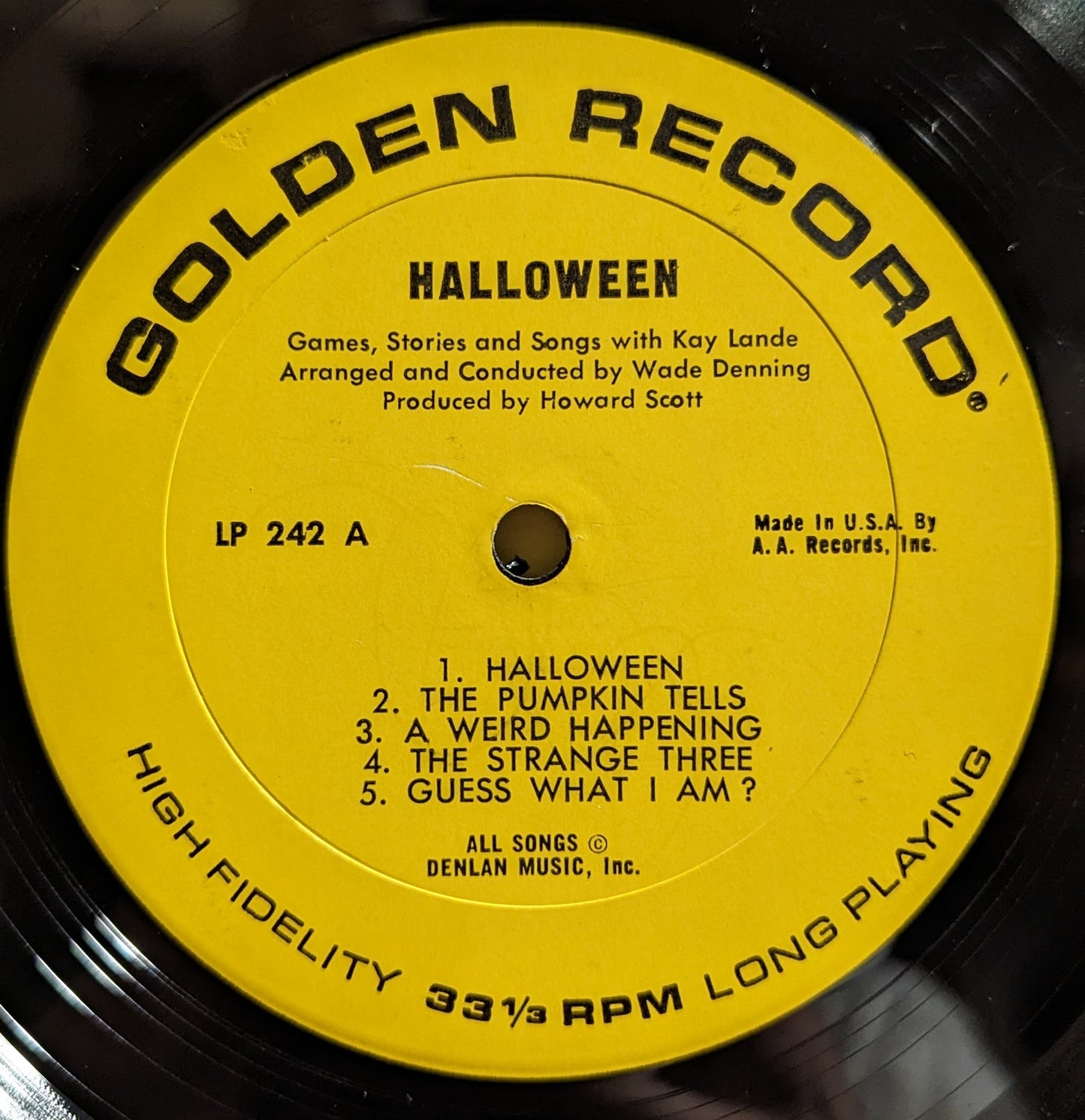 Wade Denning Halloween LP Excellent (EX) Excellent (EX)