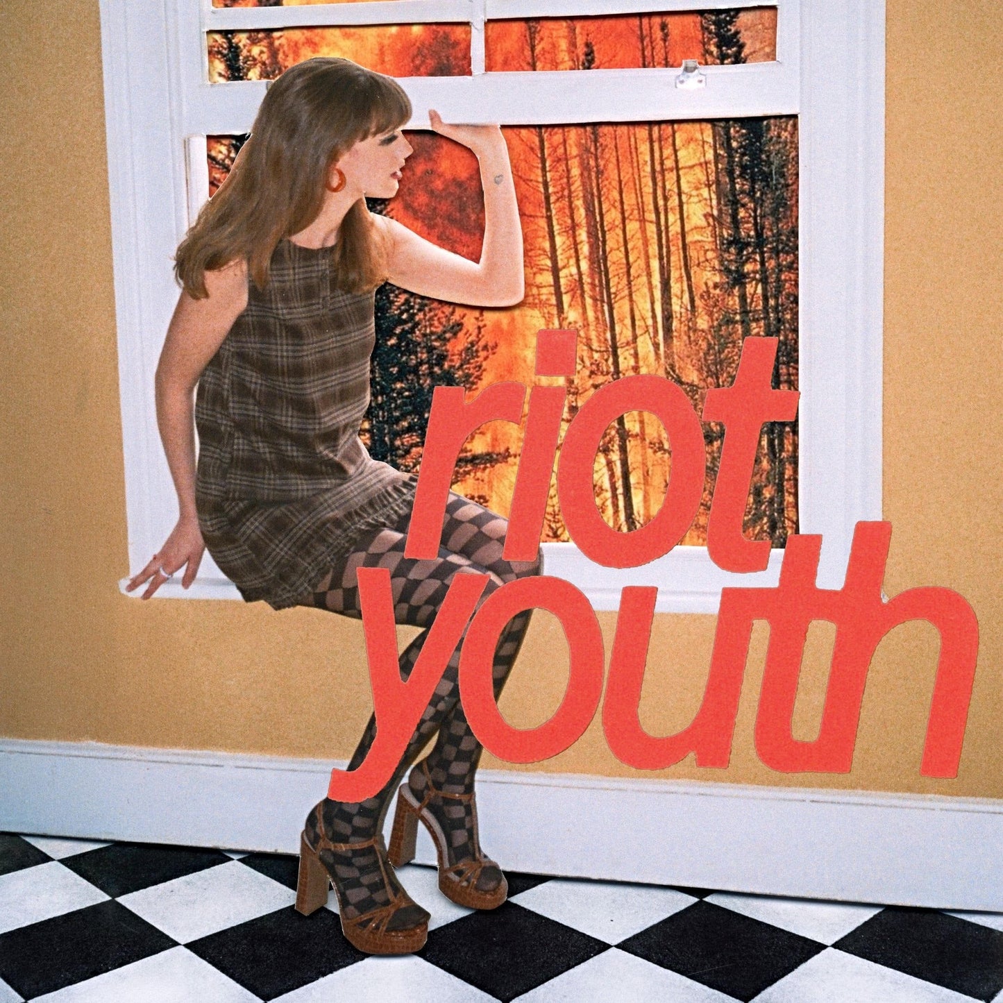 Chloe Slater - Riot Youth [Recycled Eco Black Vinyl] |