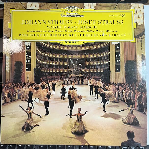 Walzer - Polkas - Märsche (VINYL) | Near Mint (NM or M-) Near Mint (NM or M-) - CLASSICAL / USED *NEAR MINT*