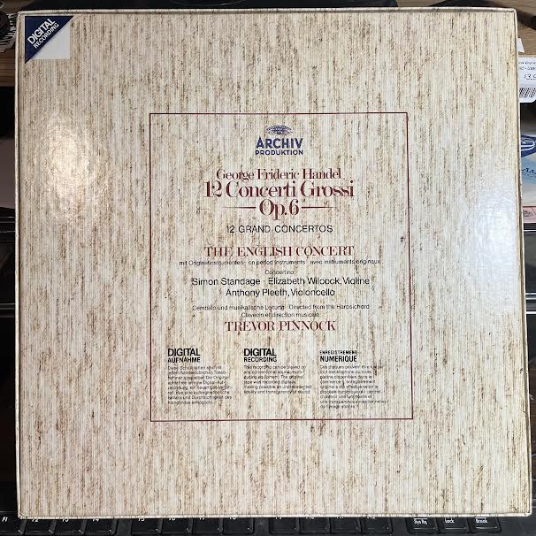 12 Concerti Grossi Op. 6 (3xVINYL BOX) | Near Mint (NM or M-) Near Mint (NM or M-) - CLASSICAL / USED *NEAR MINT*