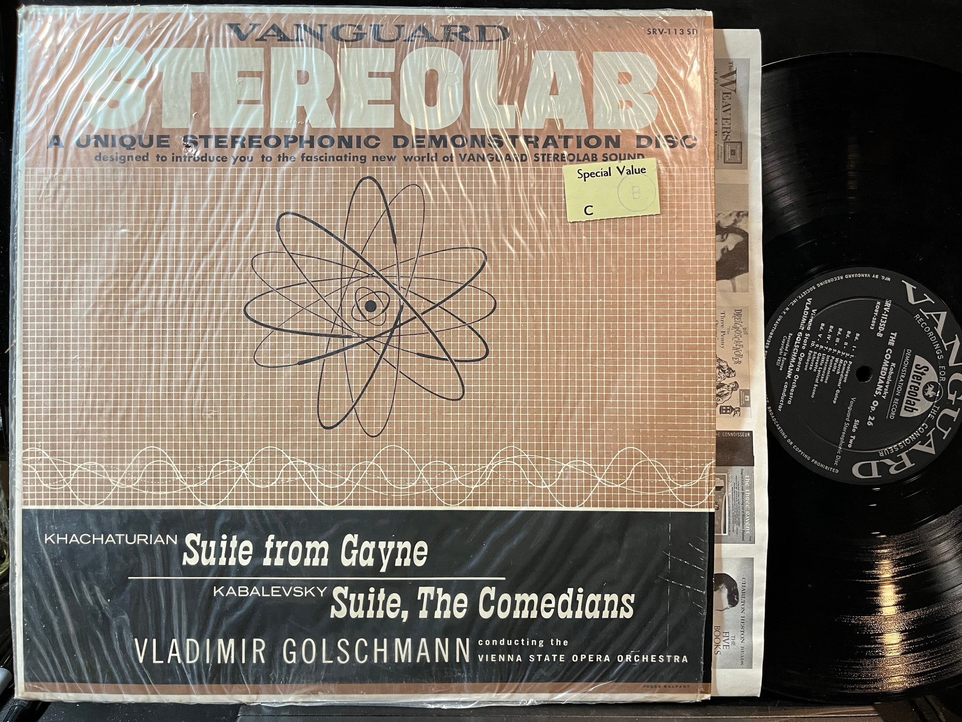 Aram Khatchaturian - Suite From Gayne / Suite, The Comedians (VINYL) | Near Mint (NM) Near Mint (NM) - CLASSICAL / USED *NEAR MINT*
