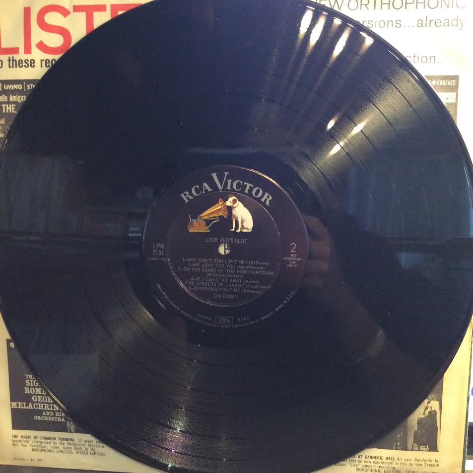 Look Who's Blue (VINYL) | Excellent (EX) Very Good (VG) - COUNTRY / USED *EXCELLENT*