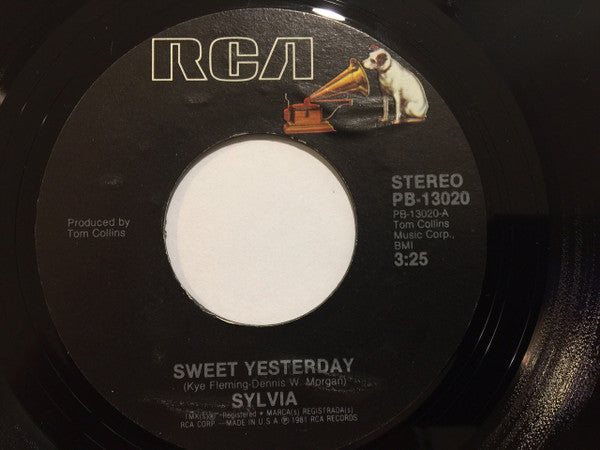 Sylvia (7) - Sweet Yesterday / I Feel Cheated | Near Mint (NM) Near Mint (NM) - COUNTRY / USED *NEAR MINT*