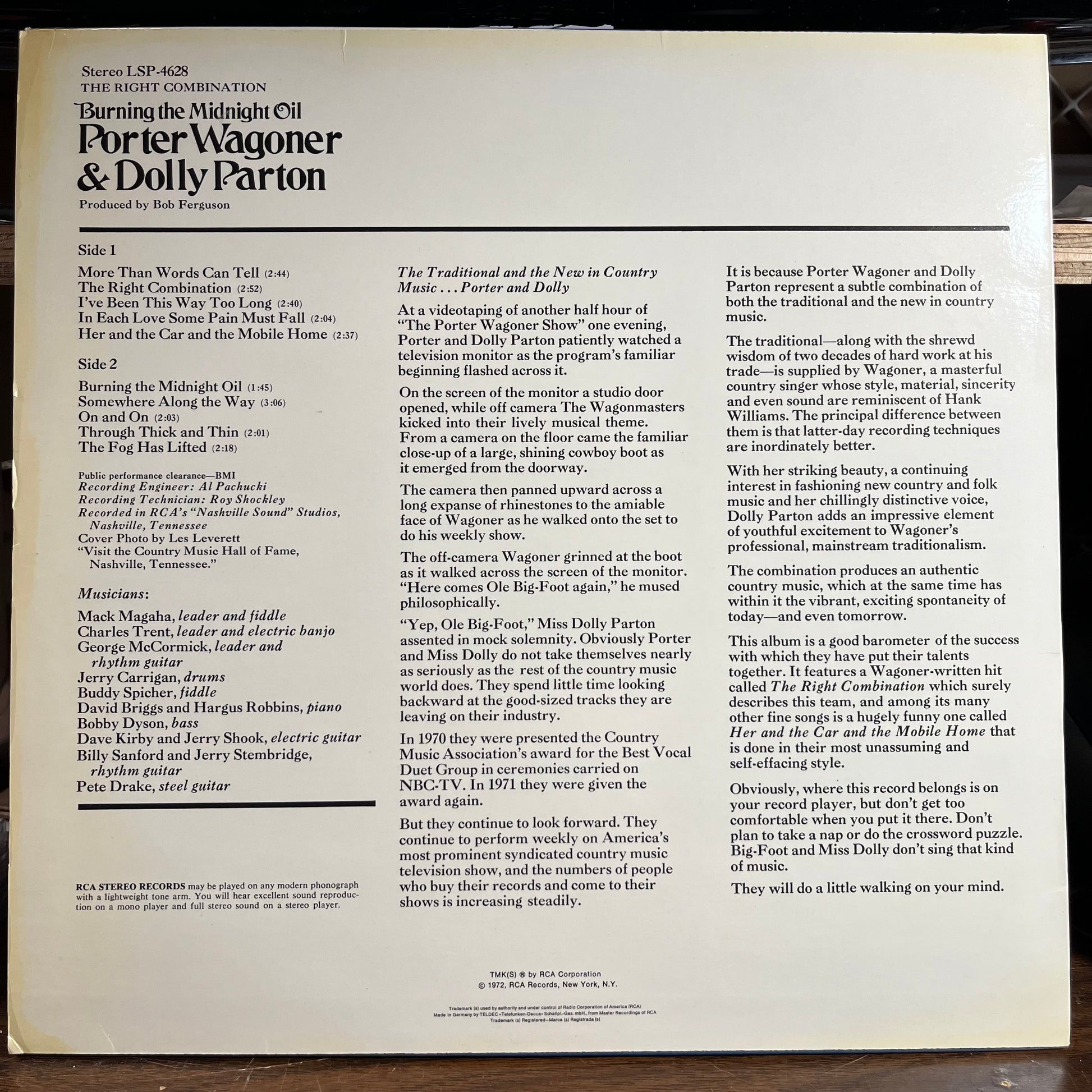 The Right Combination Burning The Midnight Oil (GERMAN VINYL) | Near Mint (NM) Near Mint (NM) - COUNTRY / USED *NEAR MINT*