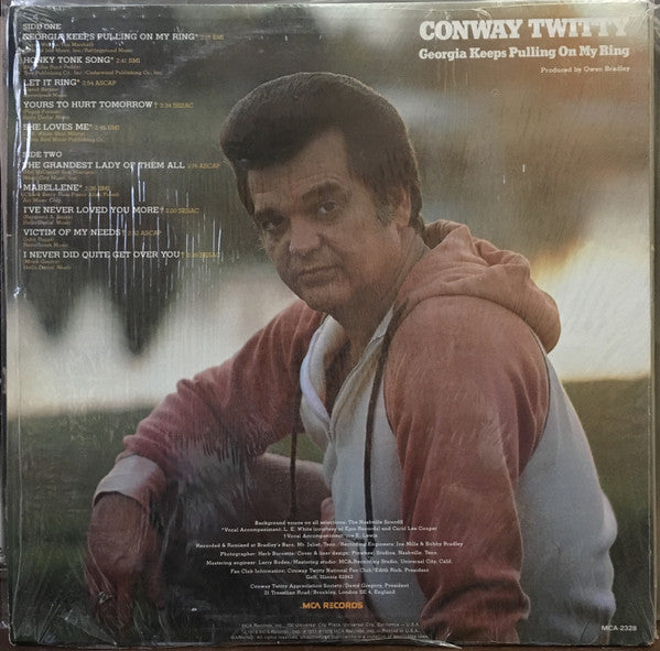 Georgia Keeps Pulling On My Ring (VINYL) | Near Mint (NM) Excellent (EX) - COUNTRY / USED *NEAR MINT*