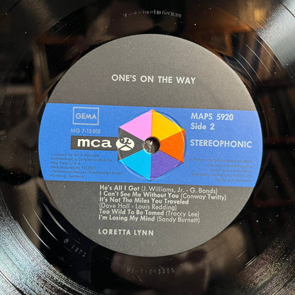 One's On The Way (GERMAN VINYL) | Near Mint (NM) Near Mint (NM) - COUNTRY / USED *NEAR MINT*