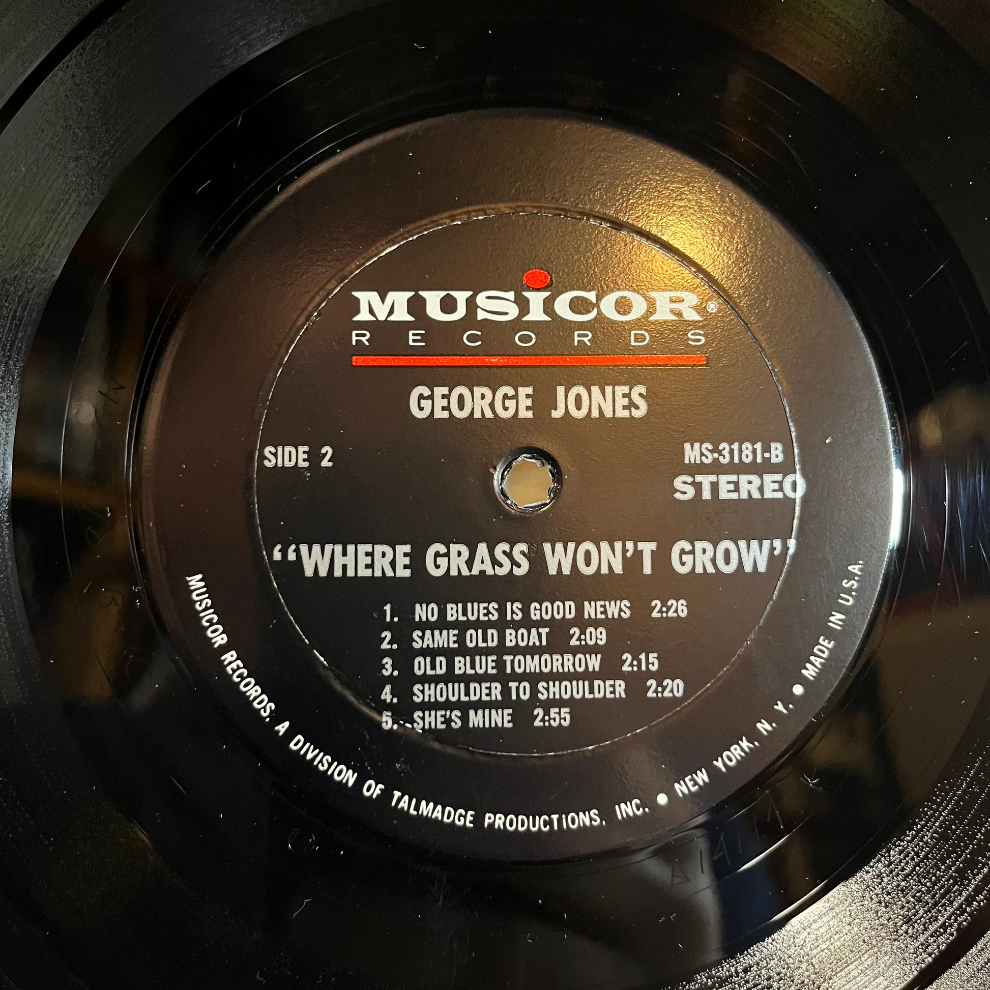Where Grass Won't Grow (VINYL) | Near Mint (NM) Near Mint (NM) - COUNTRY / USED *NEAR MINT*