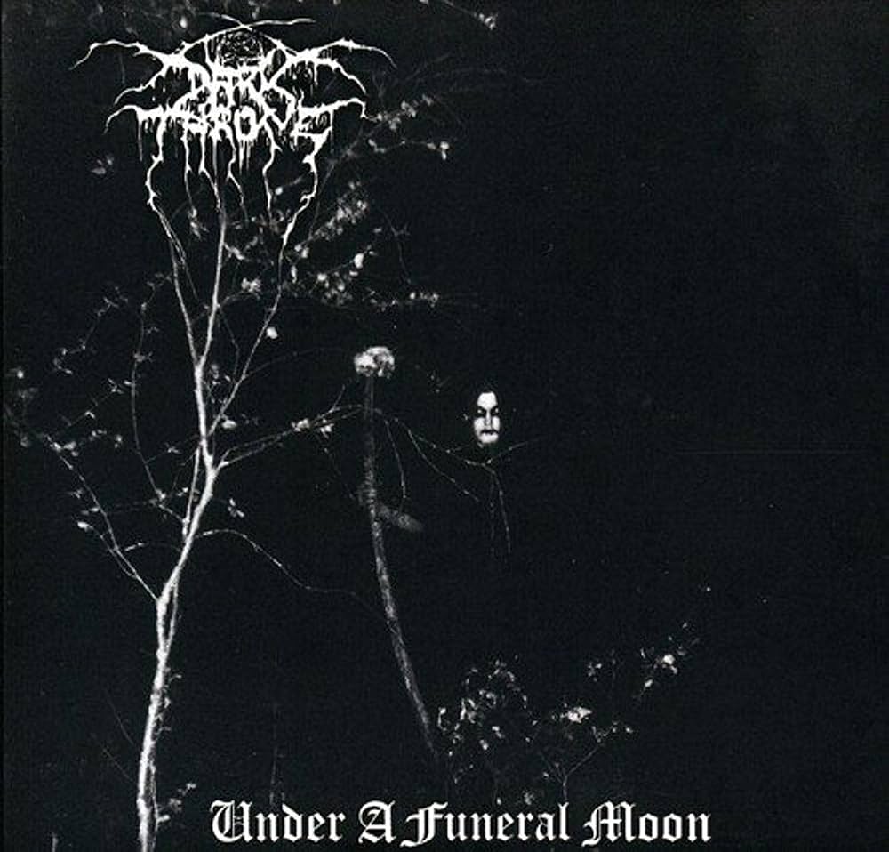 Darkthrone - Under A Funeral Moon |