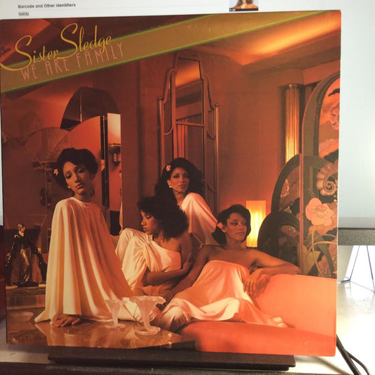 Sister Sledge - We Are Family (VINYL LP Cotillion ‎– SD 5209) | NEW Near Mint (NM) Excellent+ (EX+) - DISCO / USED *NEAR MINT*