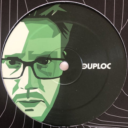 DUPLOC040 | Mint (M) Mint (M)