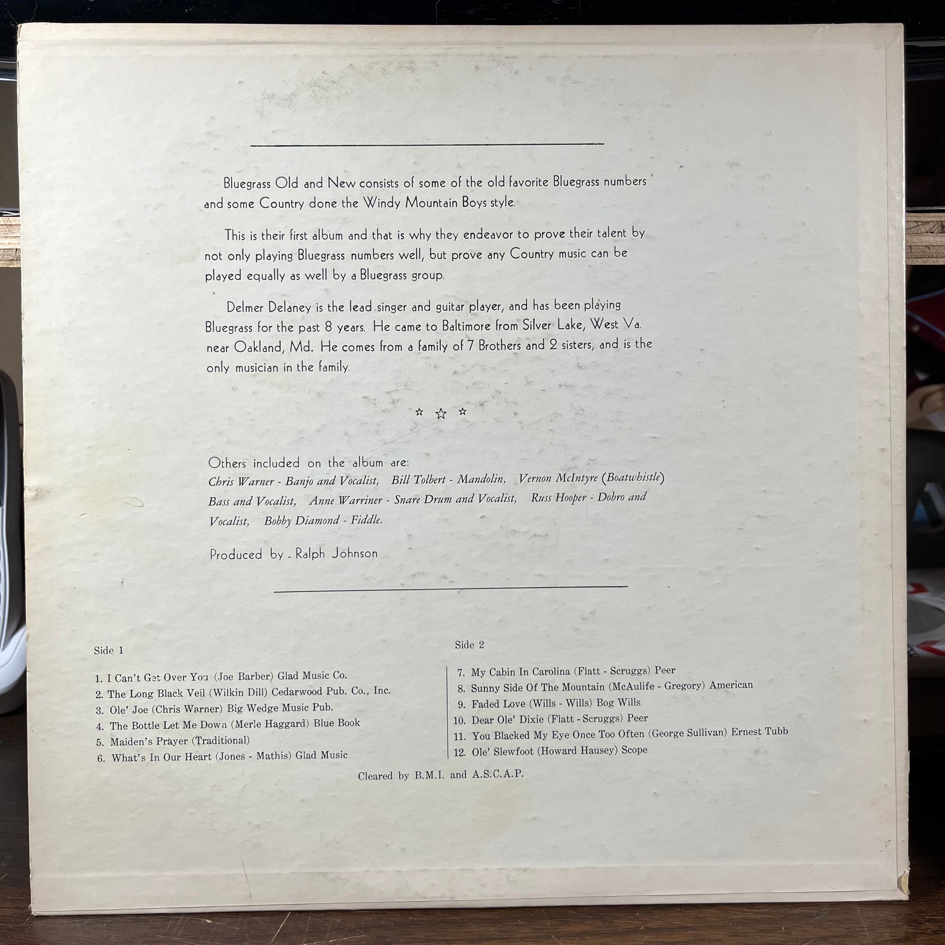Bluegrass Old And New *SIGNED BY BILL TOLBERT* | Excellent+ (EX+) Excellent (EX) - FOLK / USED *EXCELLENT+*
