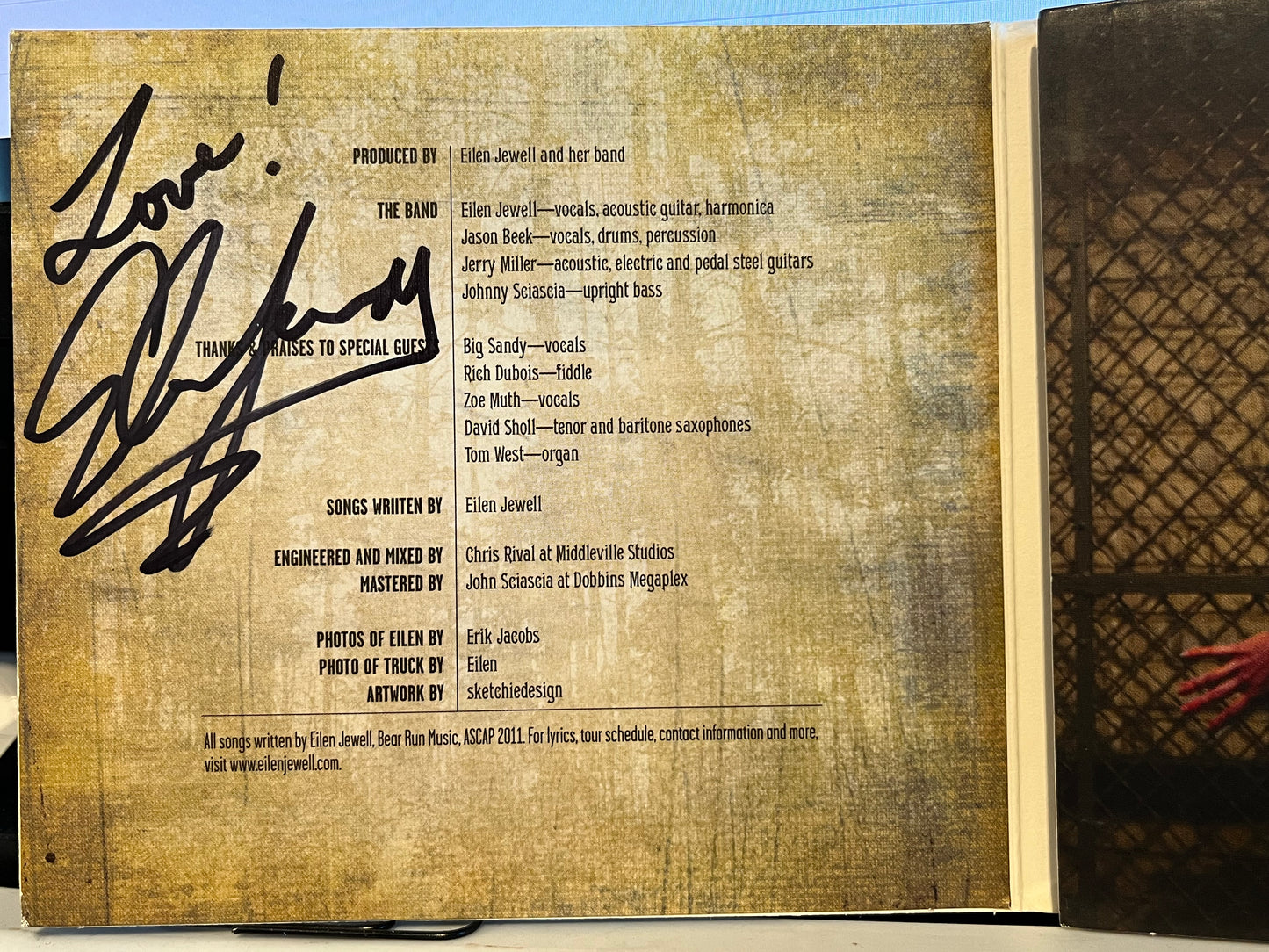 Queen Of The Minor Key *SIGNED* | Excellent (EX) Excellent (EX)